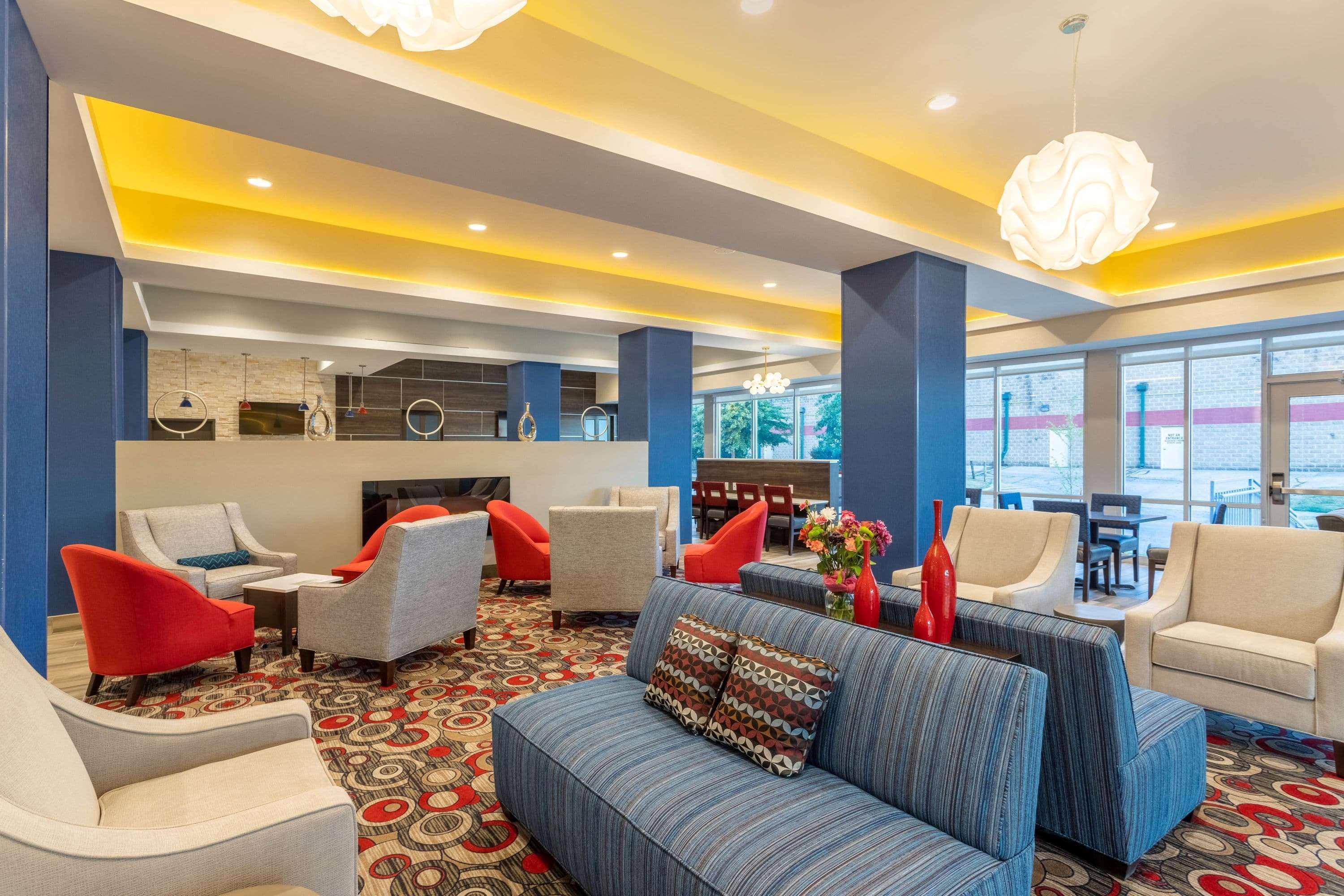 La Quinta Inn And Suites By Wyndham Bloomington Dış mekan fotoğraf