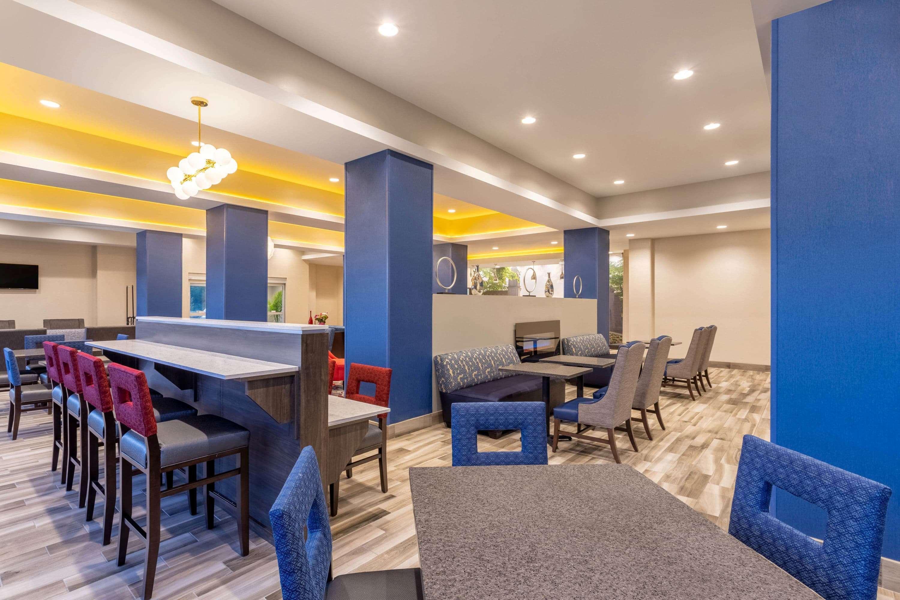 La Quinta Inn And Suites By Wyndham Bloomington Dış mekan fotoğraf