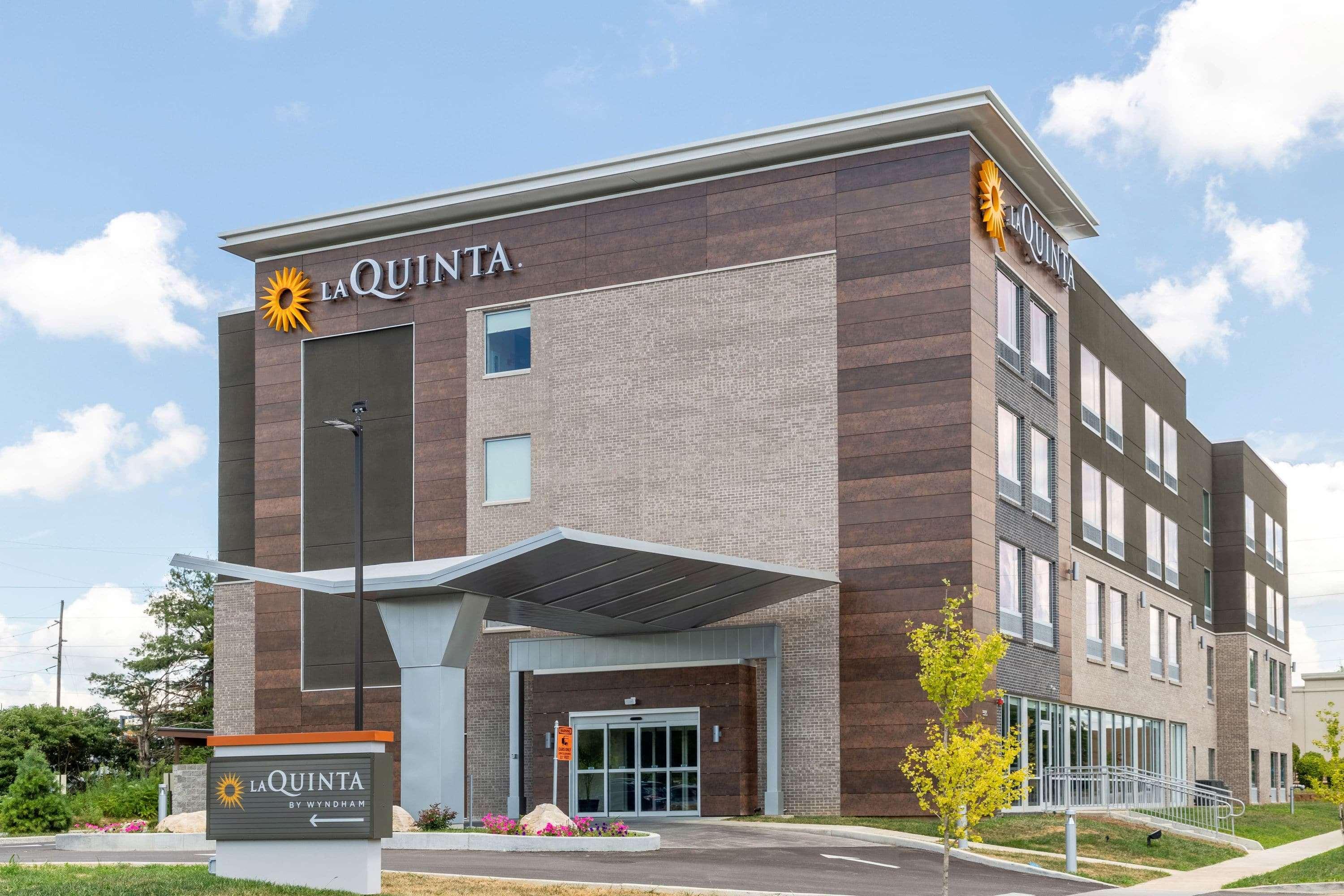 La Quinta Inn And Suites By Wyndham Bloomington Dış mekan fotoğraf