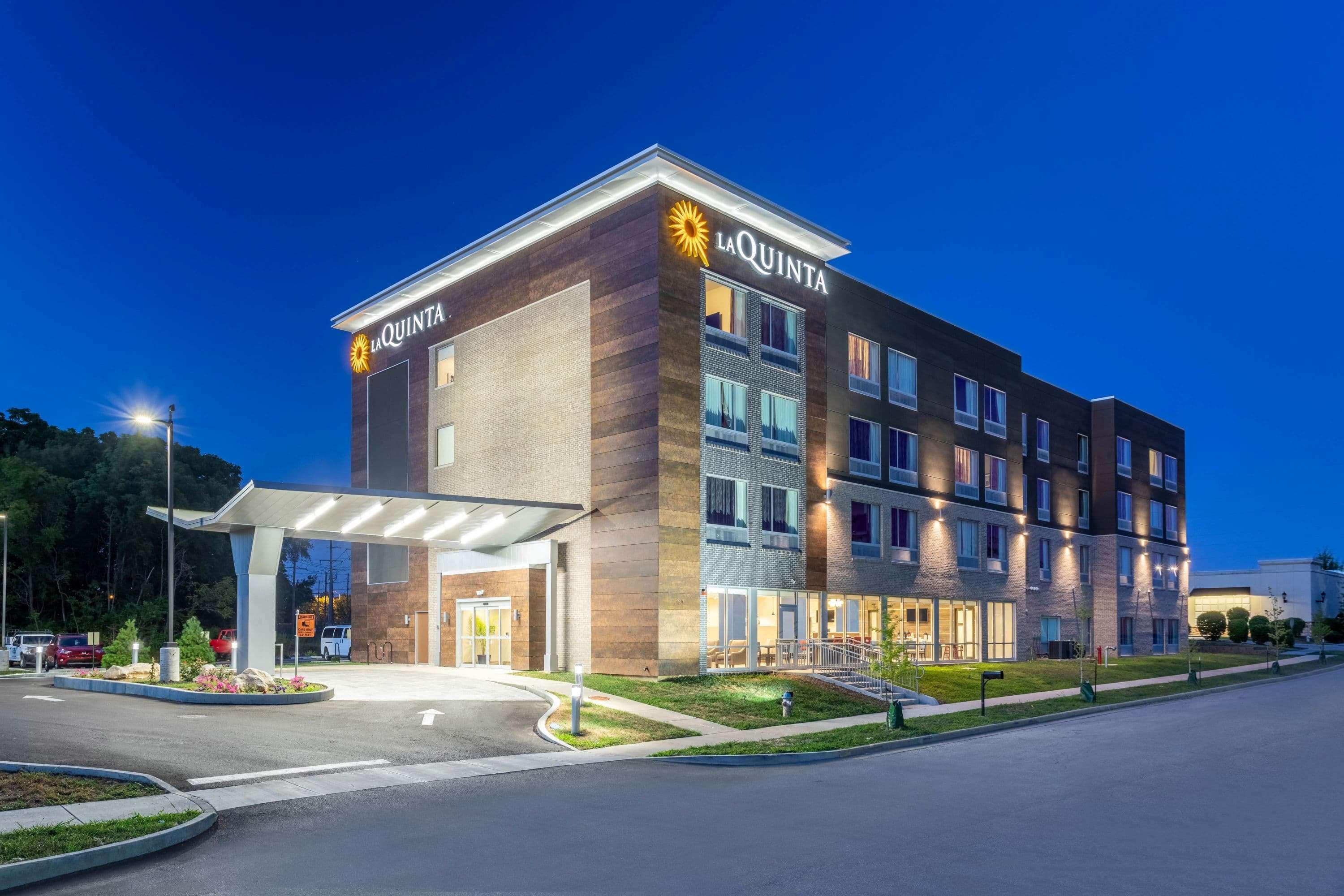 La Quinta Inn And Suites By Wyndham Bloomington Dış mekan fotoğraf